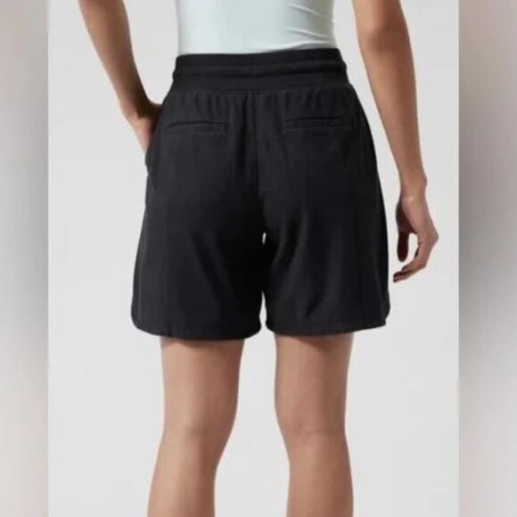 Athleta Women's Farallon Midi Short Organic Cotton Pull On in Black - Picture 2 of 9